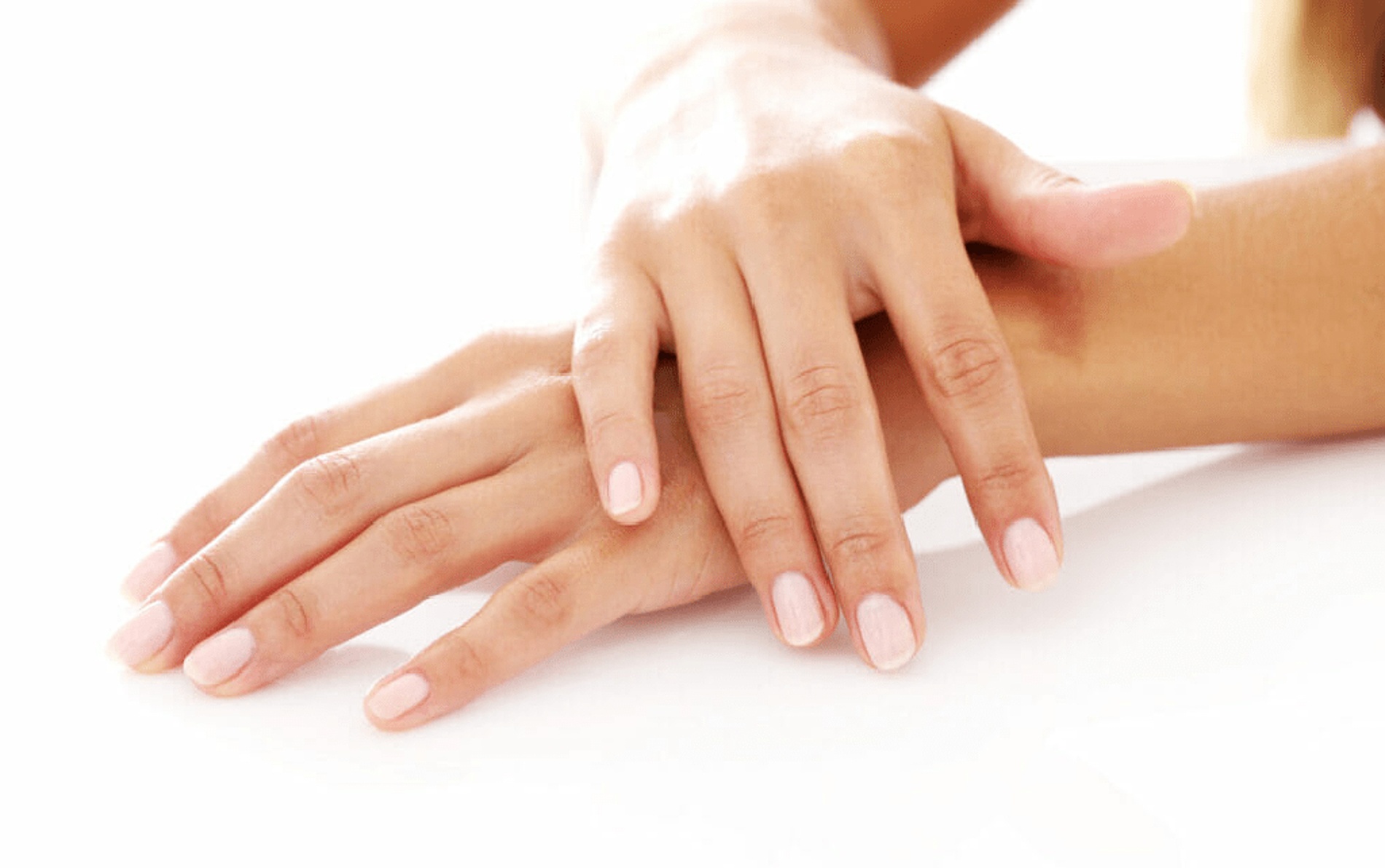 LACTUBE manicure